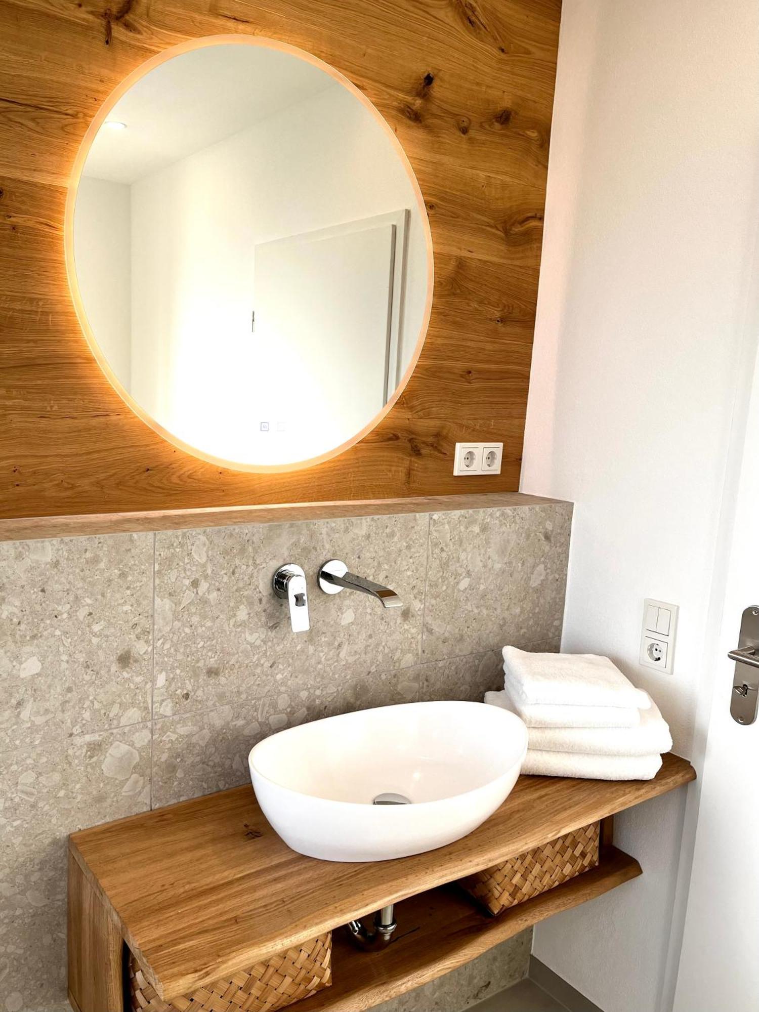 Spiemont Apartment