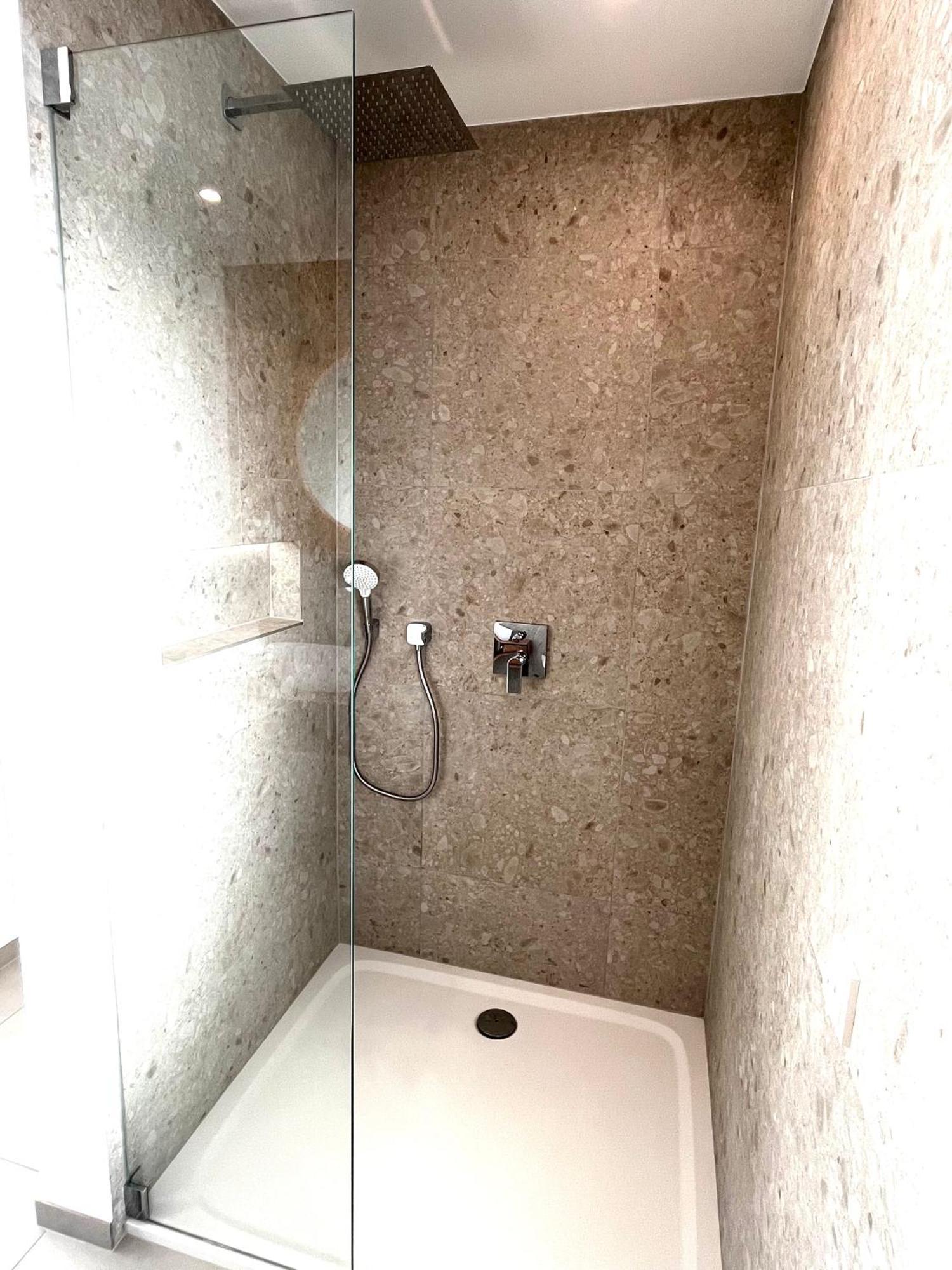 Spiemont Apartment *